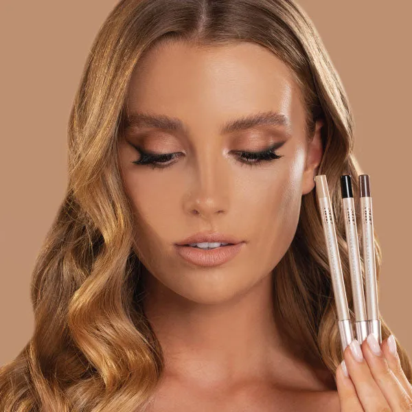 Brown Eyeliner - Like A Boss  | Silk x Fernando Hervas